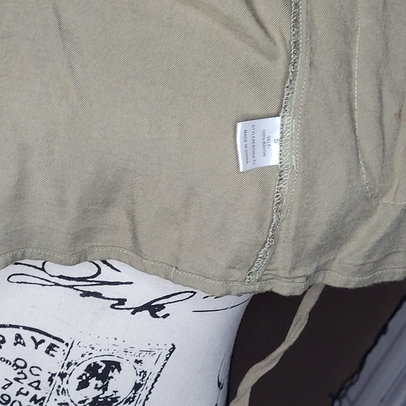 Elodie womans army green flowy utility vest - Picture 5 of 6